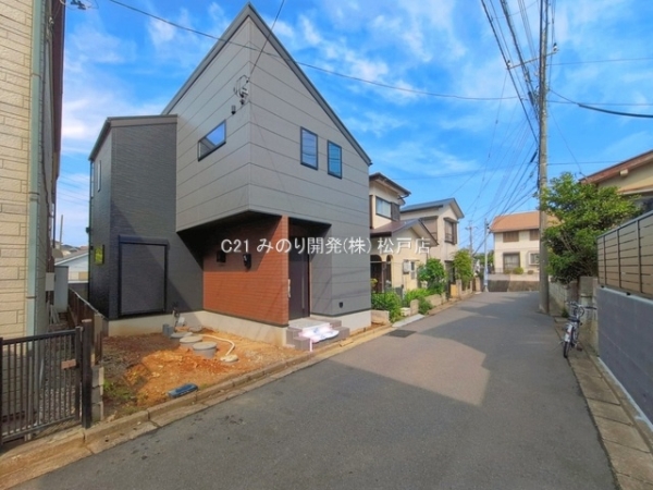 鎌ケ谷市東道野辺３丁目の新築一戸建