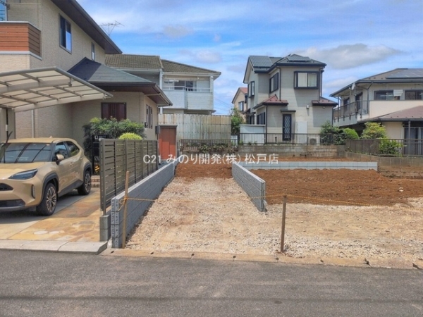流山市向小金3丁目の新築一戸建