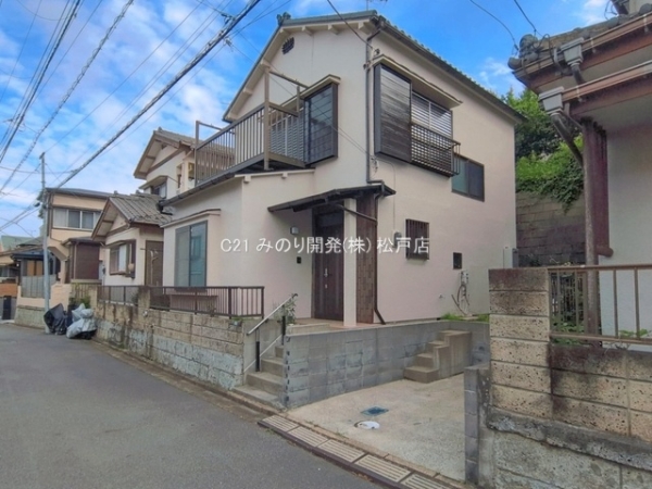 鎌ケ谷市東道野辺３丁目の中古一戸建て