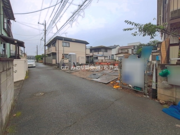 鎌ケ谷市東中沢４丁目の新築一戸建