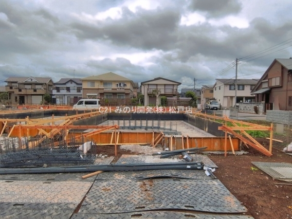 松戸市中金杉４丁目の新築一戸建