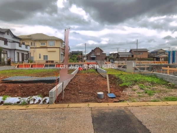 松戸市中金杉４丁目の新築一戸建