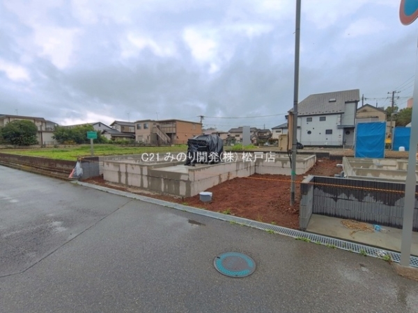 松戸市六高台4丁目の新築一戸建
