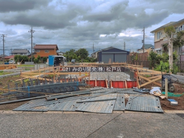 松戸市中金杉４丁目の新築一戸建