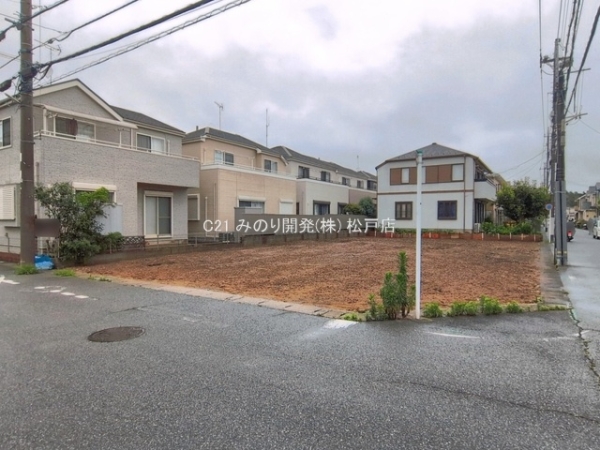 松戸市大金平４丁目の新築一戸建