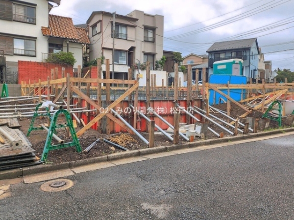 松戸市小金原８丁目の新築一戸建