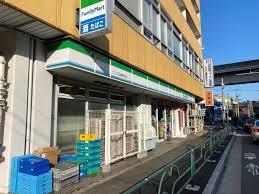 モナーク田端(ファミリーマートサンズ田端新町店)