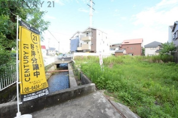 尼崎市富松町３丁目の土地