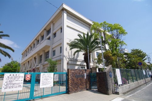 尼崎市武庫之荘本町1丁目の土地(尼崎市立武庫庄小学校)