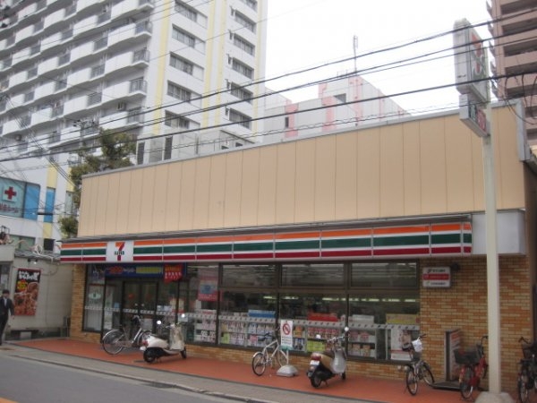 ユニーブル塚口(セブンイレブン阪急塚口駅南店)