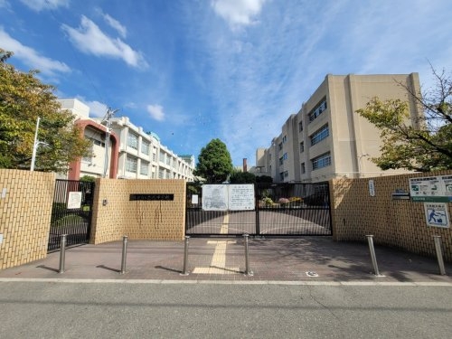 尼崎市上ノ島町2丁目の土地(尼崎市立立花中学校)
