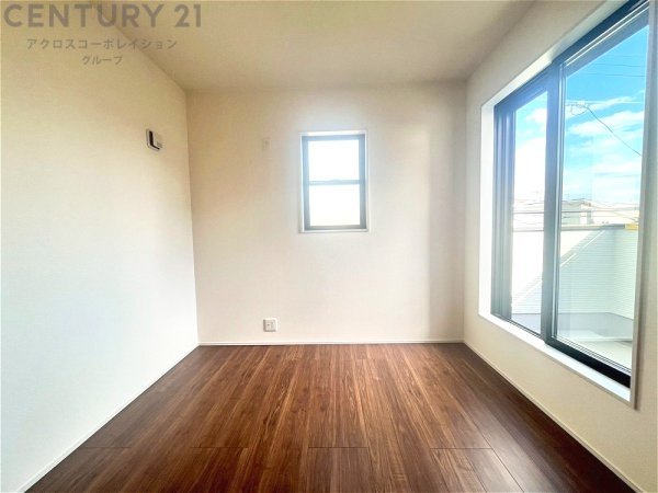 尼崎市西昆陽1丁目　全10区画