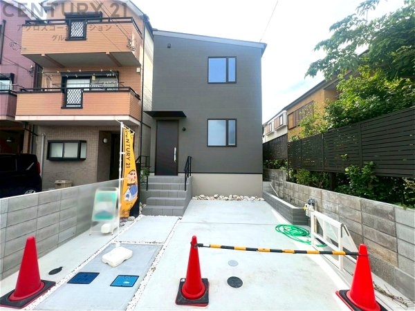 尼崎市稲葉荘４丁目新築一戸建て