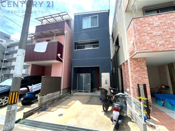 尼崎市立花町３丁目の中古一戸建て