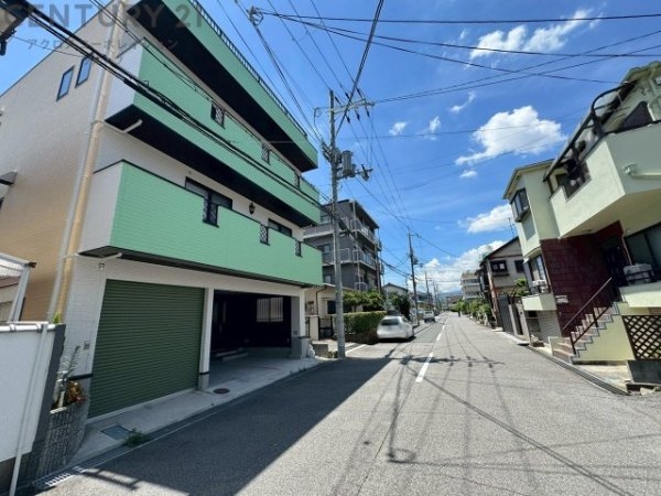 尼崎市武庫元町２丁目の中古一戸建て