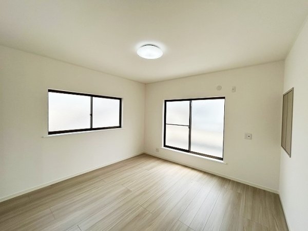 尼崎市西向島町の中古一戸建て