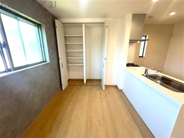 尼崎市西難波町６丁目新築一戸建て