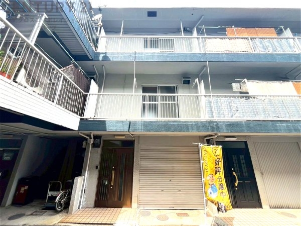 尼崎市名神町２丁目中古テラスハウス