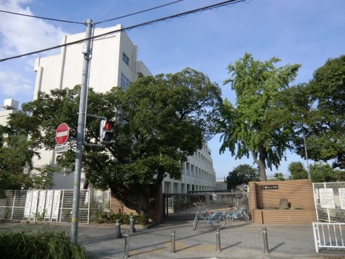 尼崎市瓦宮1丁目の中古一戸建て(尼崎市立園田小学校)