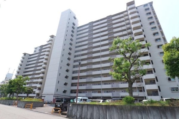 立花グリーンハイツ1号棟