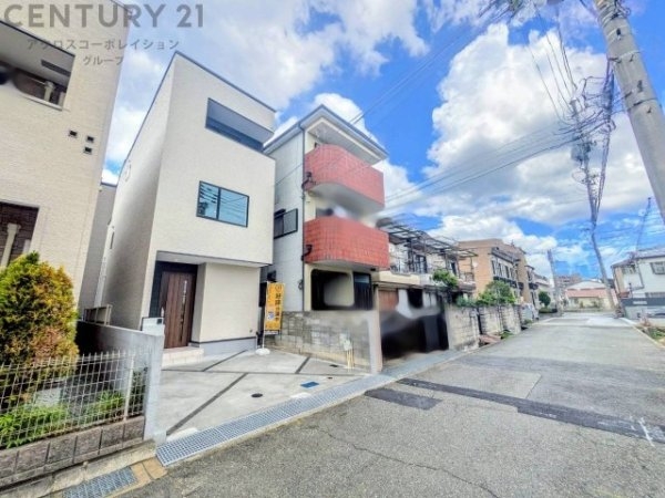 尼崎市富松町1丁目新築一戸建て(前面道路含む現地写真)