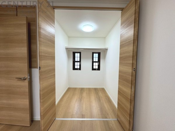 尼崎市稲葉荘4丁目の中古一戸建て(収納)