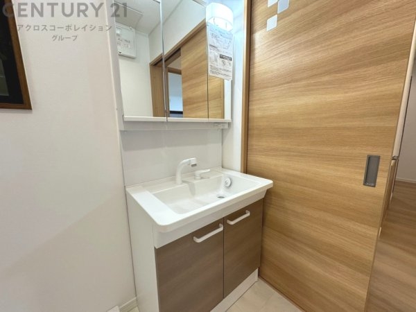 尼崎市稲葉荘4丁目の中古一戸建て(洗面台・洗面所)