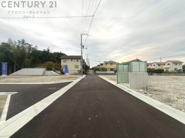 神戸市北区西山2丁目の土地(前面道路含む現地写真)