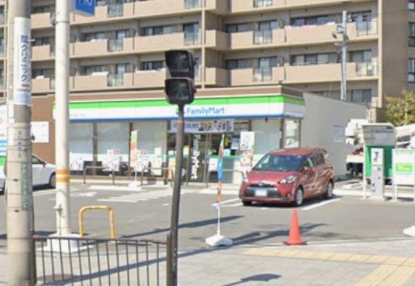 豊中市春日町１丁目の土地(ファミリーマート豊中少路２丁目店)