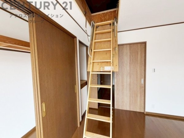 尼崎市稲葉元町３丁目の中古一戸建て