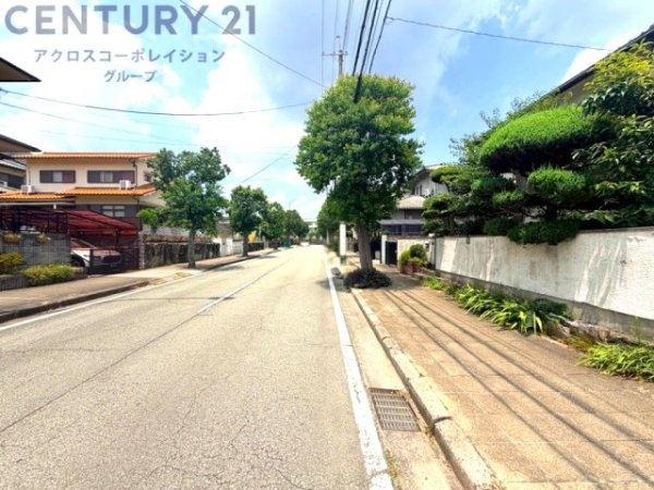 グラファーレ川西市清和台西２期　全１棟