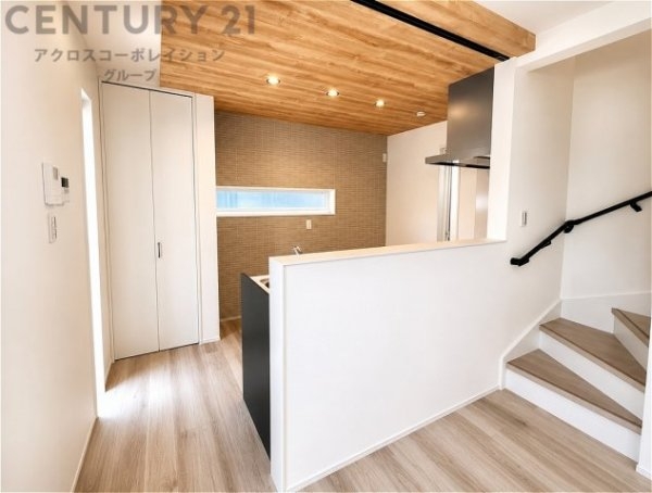 ＳＰＩＴＩ（スピティ）稲葉荘２丁目