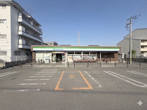 尼崎市武庫豊町２丁目の中古一戸建て(ファミリーマート　尼崎常松店)