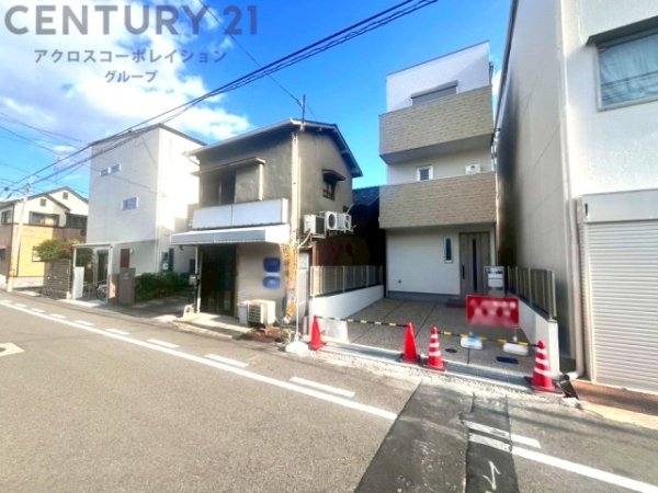 尼崎市西難波町4丁目新築一戸建て