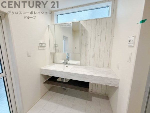 尼崎市神田中通8丁目新築一戸建て