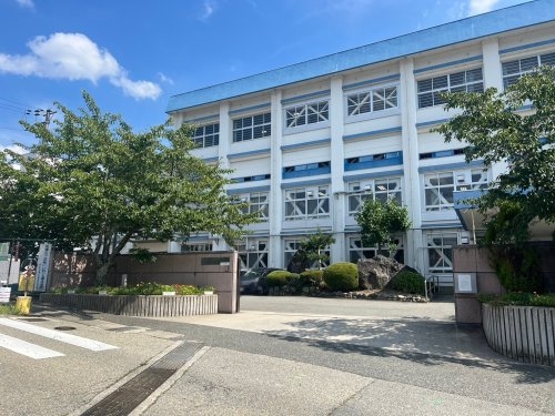 川西市一庫３丁目の中古一戸建て(川西市立東谷中学校)