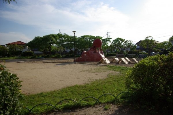 伊丹市瑞穂町6丁目の土地(尼ヶ池公園)