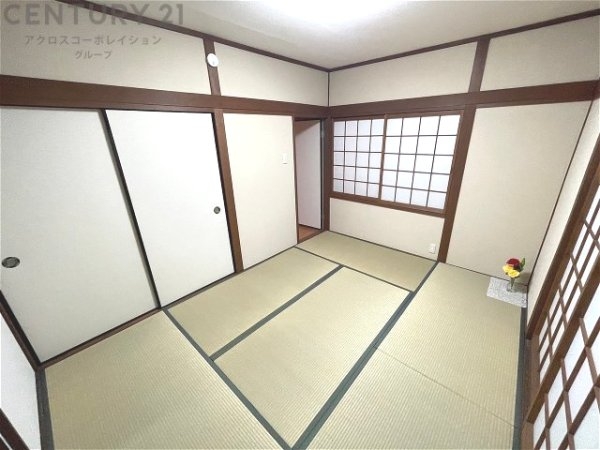 川西市萩原２丁目の中古一戸建て