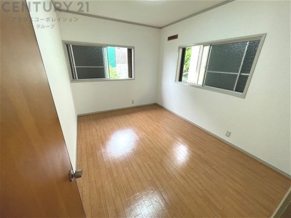 川西市萩原２丁目の中古一戸建て