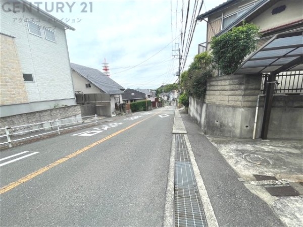 川西市萩原２丁目の中古一戸建て