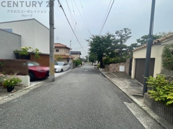 川西市花屋敷2丁目新築一戸建て