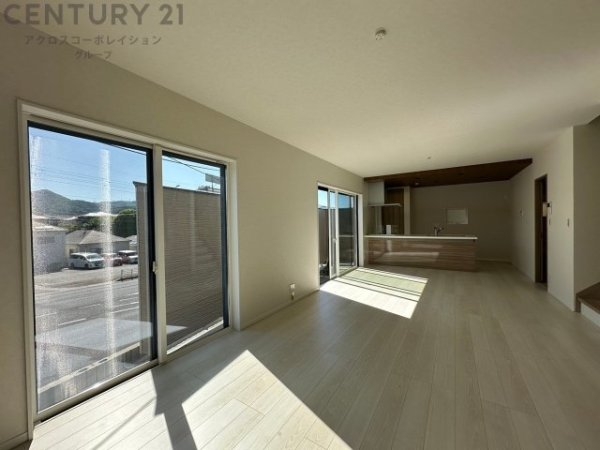 川西市鴬台１丁目の中古一戸建て