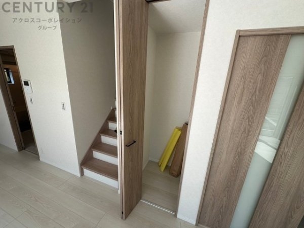 川西市鴬台１丁目の中古一戸建て