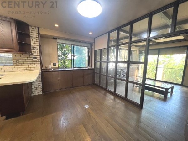 宝塚市雲雀丘山手２丁目の中古一戸建て