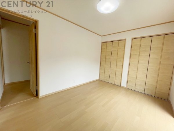 川西市けやき坂１丁目の中古一戸建て
