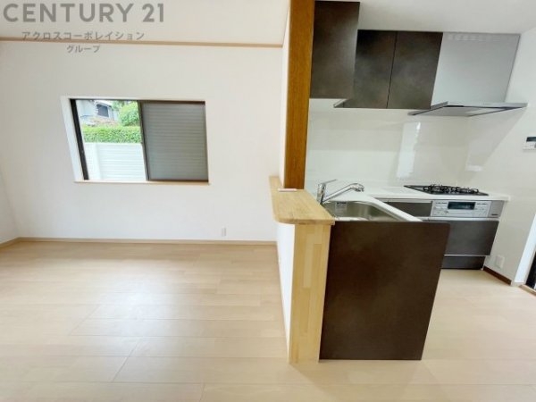 川西市けやき坂１丁目の中古一戸建て