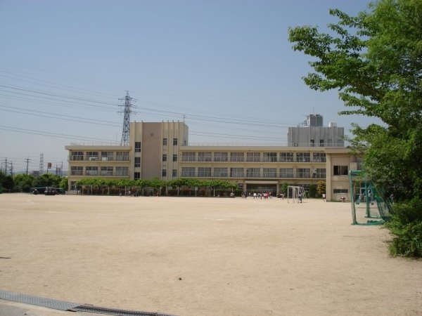グラファーレ宝塚市安倉南 全4区画(宝塚市立安倉小学校)