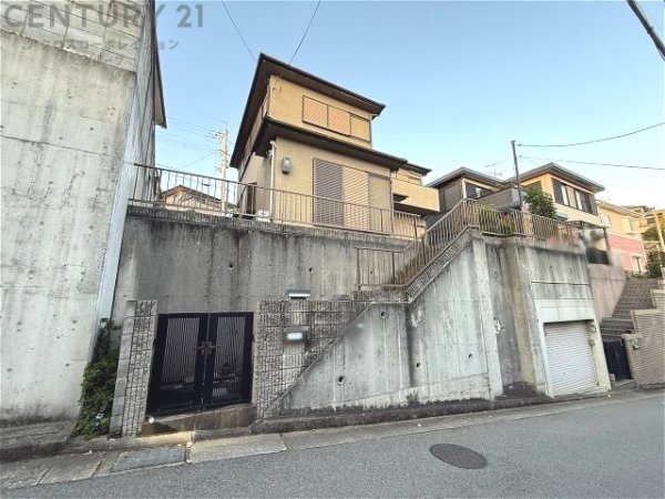 川西市緑台３丁目中古戸建