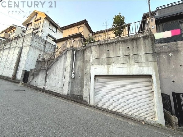 川西市緑台３丁目の中古一戸建て