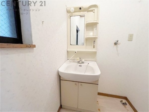 伊丹市寺本６丁目の中古一戸建て